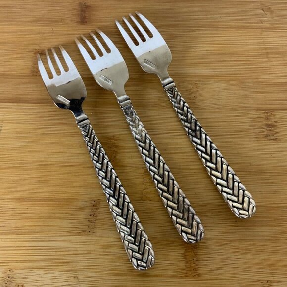 Godinger Weave Silverplate Flatware Lot of 7 Pieces Forks Knives Soup Spoon - Picture 9 of 10